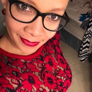 Meet your Posher, Adrienne